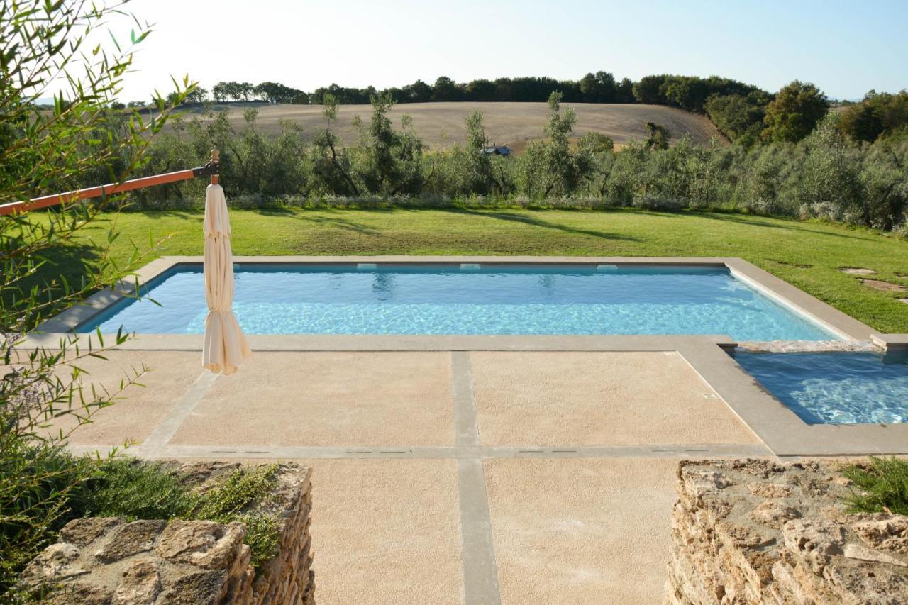 Agriturismo Casale Bonaparte Cellere Eksteriør bilde