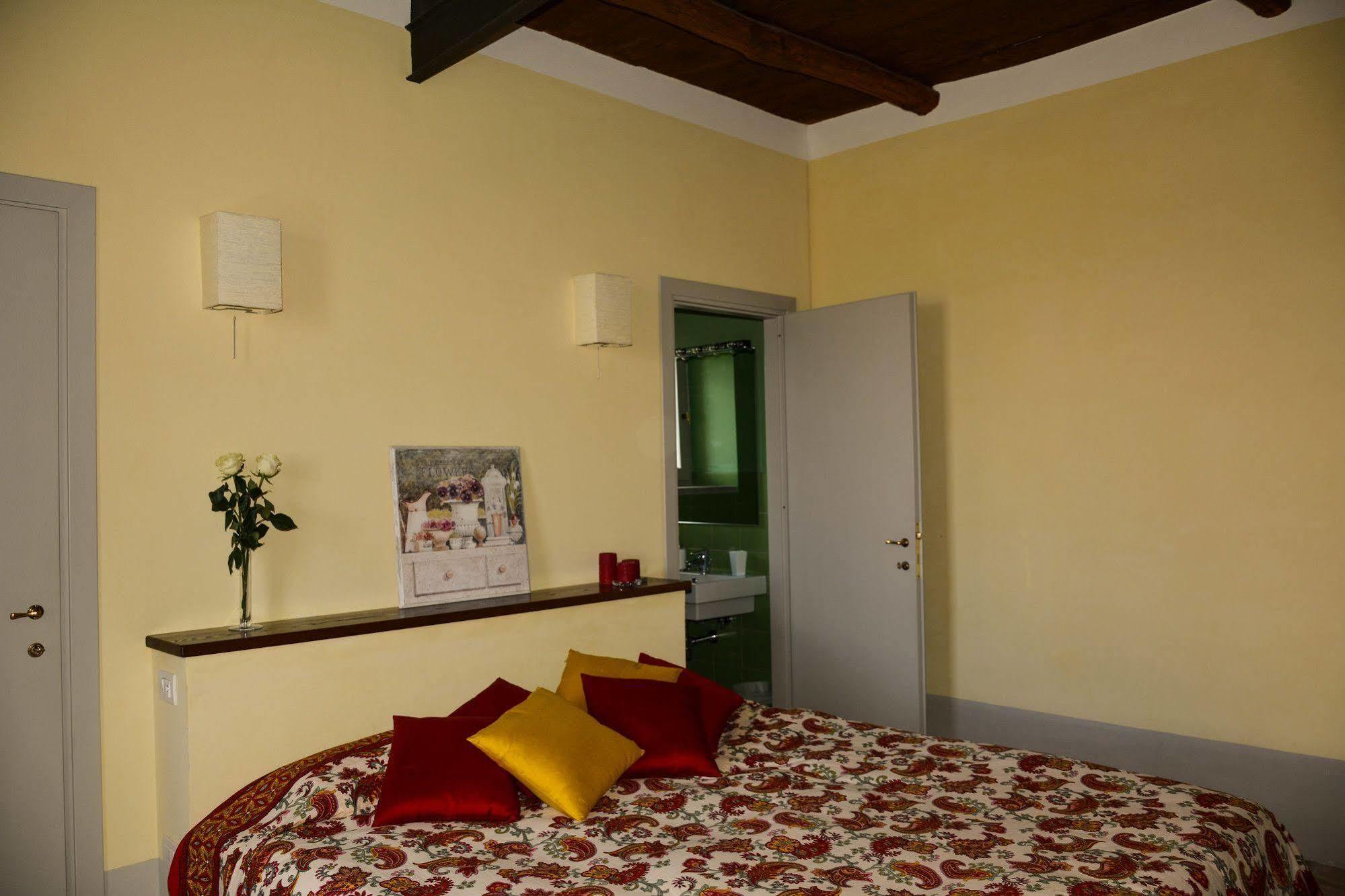 Agriturismo Casale Bonaparte Cellere Eksteriør bilde