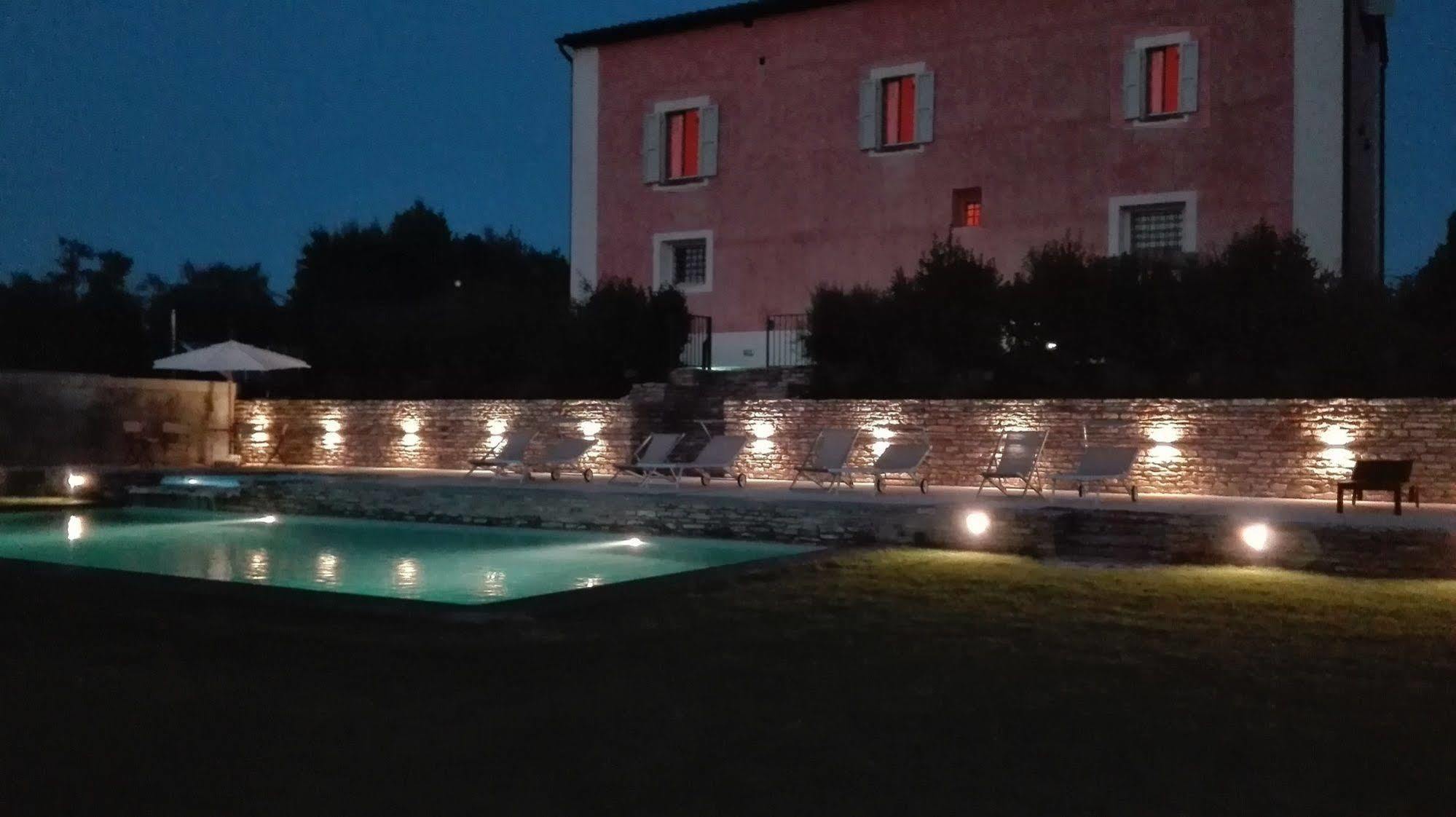 Agriturismo Casale Bonaparte Cellere Eksteriør bilde